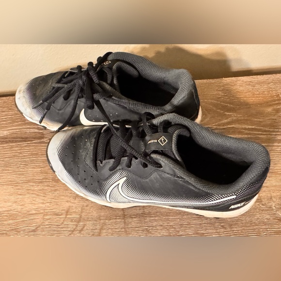 Nike Cleats Youth Size 3.5Y / Nike Diamond FastFlex Baseball Cleats - Picture 3 of 9